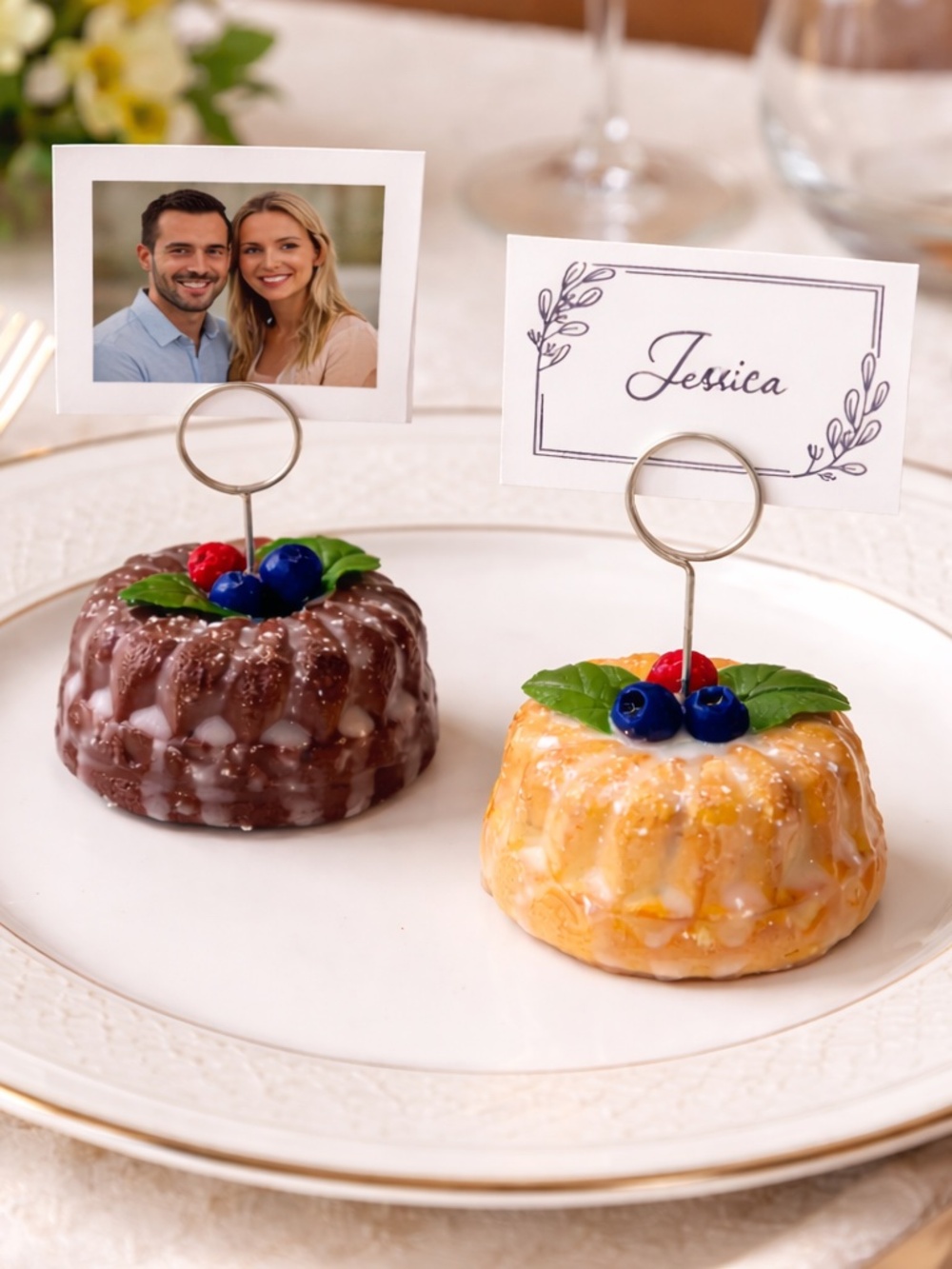 Bundt Cake Place Card & Photo Holders Set of 2 – Chocolate & Vanilla Handmade